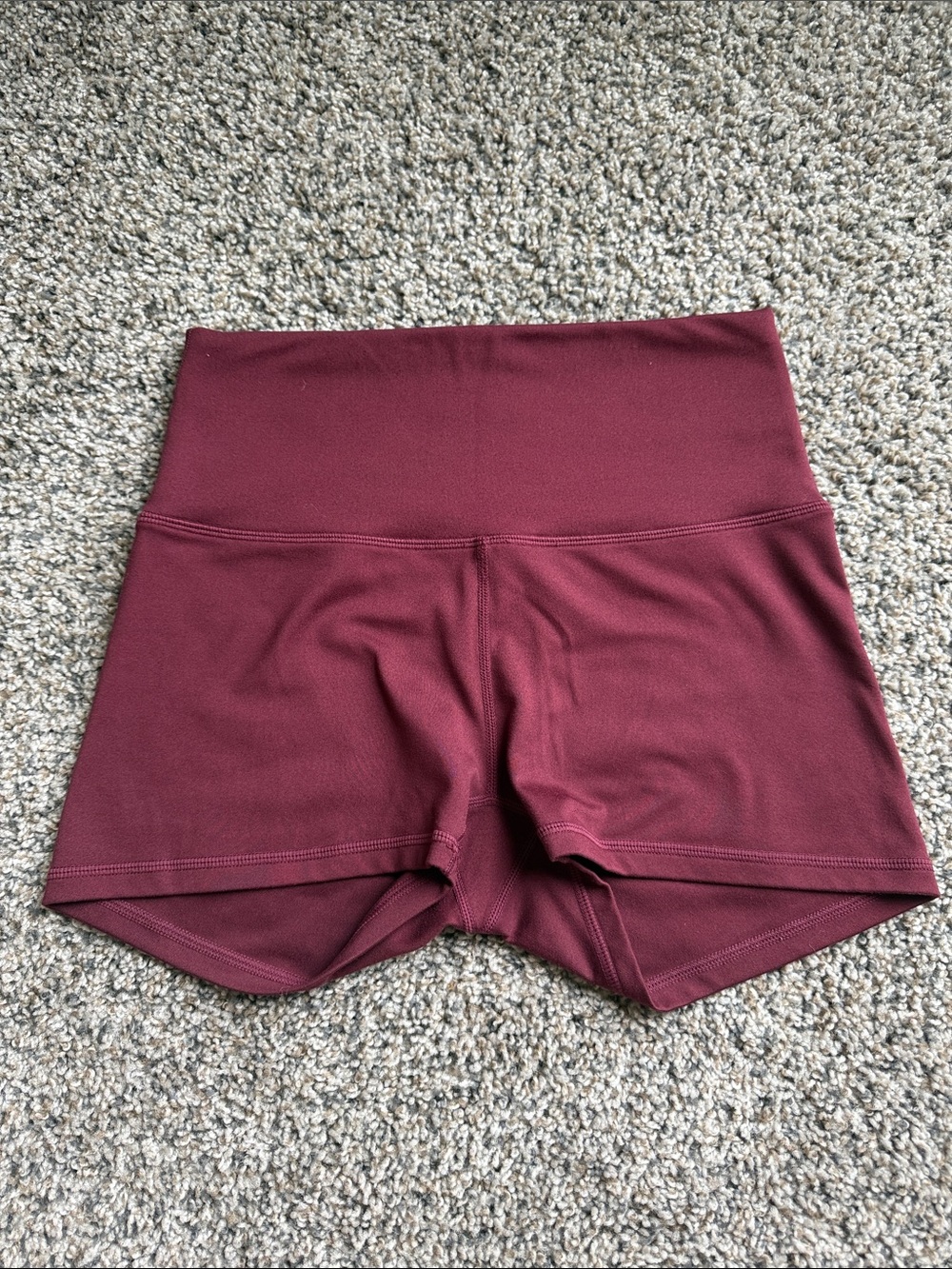 TYR High-Waist Bike Shorts in Burgundy
